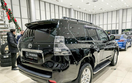 Toyota Land Cruiser Prado 150 рестайлинг 2, 2011 год, 2 250 000 рублей, 6 фотография