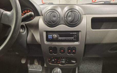 Renault Sandero I, 2014 год, 556 250 рублей, 15 фотография