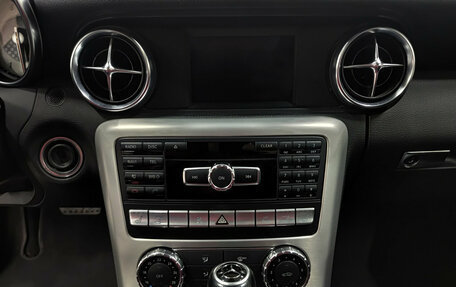 Mercedes-Benz SLK-Класс, 2012 год, 2 370 000 рублей, 15 фотография