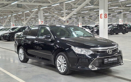Toyota Camry, 2015 год, 1 880 000 рублей, 3 фотография