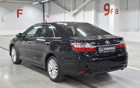 Toyota Camry, 2015 год, 1 880 000 рублей, 7 фотография