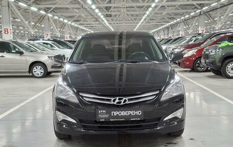 Hyundai Solaris II рестайлинг, 2016 год, 900 000 рублей, 2 фотография