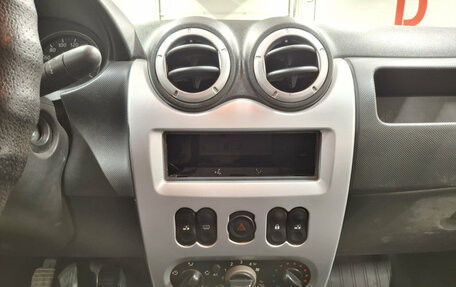 Renault Logan I, 2012 год, 400 000 рублей, 15 фотография