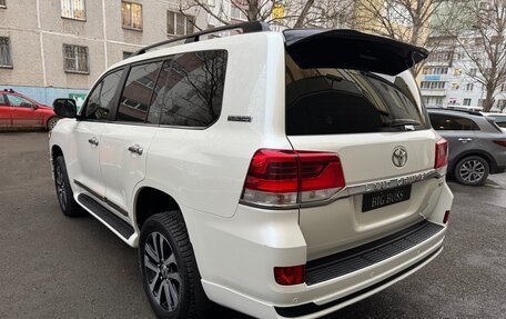 Toyota Land Cruiser 200, 2017 год, 7 100 000 рублей, 15 фотография