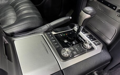 Toyota Land Cruiser 200, 2017 год, 7 100 000 рублей, 31 фотография