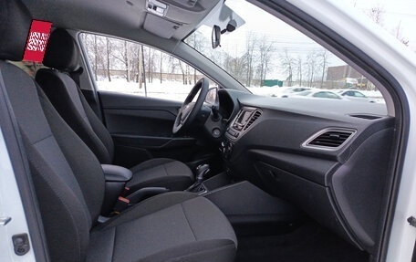 Hyundai Solaris II рестайлинг, 2020 год, 1 325 000 рублей, 11 фотография