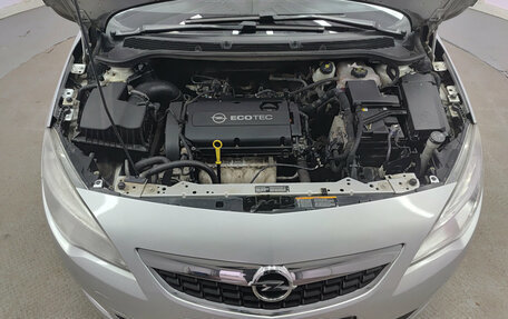 Opel Astra J, 2011 год, 677 000 рублей, 11 фотография