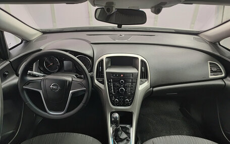 Opel Astra J, 2011 год, 677 000 рублей, 17 фотография