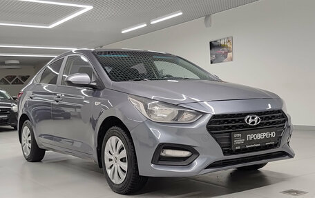 Hyundai Solaris II рестайлинг, 2018 год, 830 000 рублей, 3 фотография