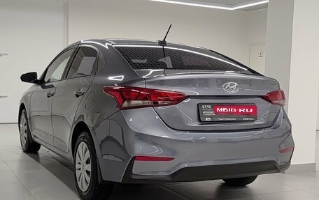 Hyundai Solaris II рестайлинг, 2018 год, 830 000 рублей, 7 фотография