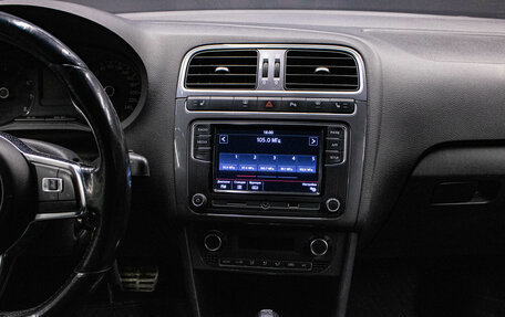 Volkswagen Polo VI (EU Market), 2018 год, 889 000 рублей, 7 фотография