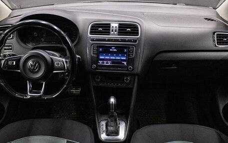 Volkswagen Polo VI (EU Market), 2018 год, 889 000 рублей, 5 фотография