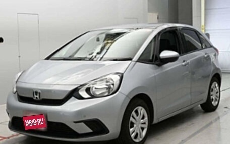 Honda Fit, 2022 год, 1 100 000 рублей, 1 фотография