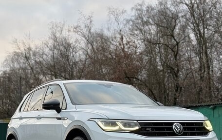 Volkswagen Tiguan II, 2021 год, 3 400 000 рублей, 1 фотография