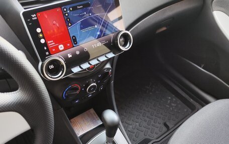 Hyundai Solaris II рестайлинг, 2012 год, 1 100 000 рублей, 12 фотография