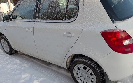 Skoda Fabia II, 2012 год, 650 000 рублей, 2 фотография