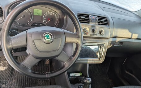 Skoda Fabia II, 2012 год, 650 000 рублей, 6 фотография