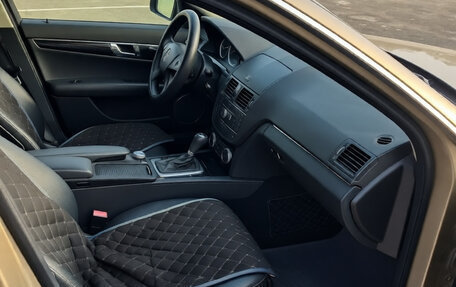 Mercedes-Benz C-Класс, 2008 год, 1 000 000 рублей, 9 фотография