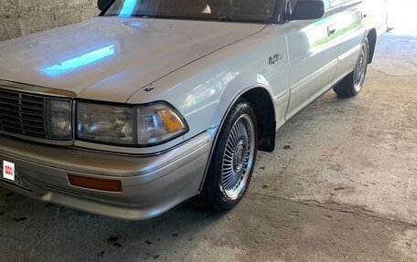 Toyota Crown, 1989 год, 999 000 рублей, 5 фотография