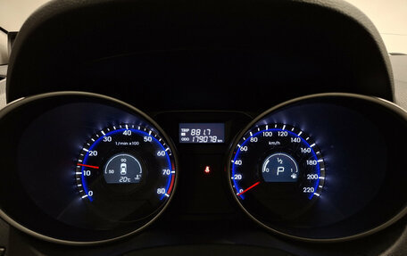 Hyundai ix35 I рестайлинг, 2010 год, 953 000 рублей, 13 фотография