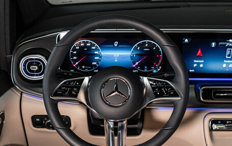 Mercedes-Benz V-Класс, 2024 год, 15 500 000 рублей, 15 фотография