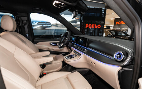 Mercedes-Benz V-Класс, 2024 год, 15 500 000 рублей, 21 фотография