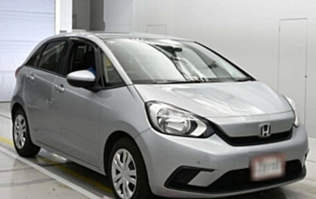 Honda Fit, 2022 год, 1 100 000 рублей, 5 фотография