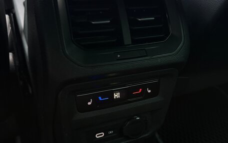 Volkswagen Tiguan II, 2021 год, 3 400 000 рублей, 9 фотография