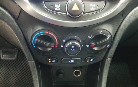 Hyundai Solaris II рестайлинг, 2014 год, 899 000 рублей, 6 фотография