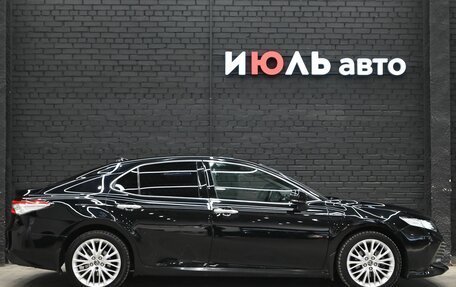 Toyota Camry, 2019 год, 2 690 000 рублей, 8 фотография