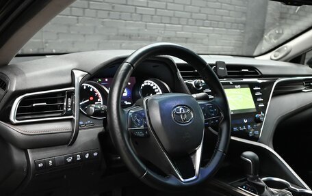 Toyota Camry, 2019 год, 2 690 000 рублей, 13 фотография