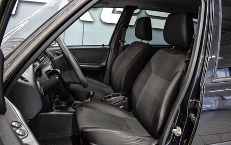 Chevrolet Niva I рестайлинг, 2017 год, 760 000 рублей, 10 фотография