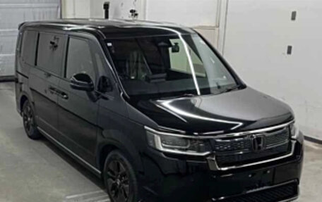 Honda Stepwgn, 2022 год, 2 690 000 рублей, 2 фотография