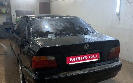 BMW 3 серия, 1993 год, 250 000 рублей, 5 фотография