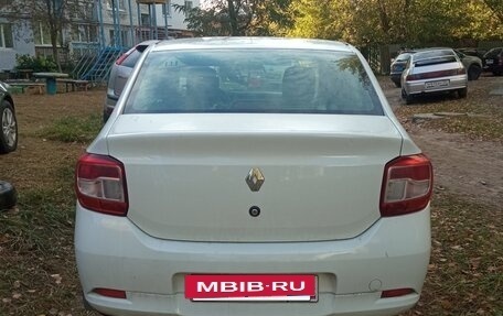 Renault Logan II, 2017 год, 588 000 рублей, 3 фотография