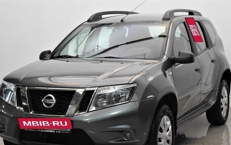 Nissan Terrano III, 2015 год, 1 214 000 рублей, 6 фотография