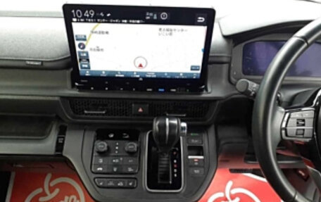 Honda Stepwgn, 2022 год, 2 390 000 рублей, 9 фотография