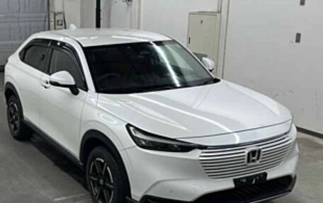 Honda Vezel, 2022 год, 1 990 000 рублей, 2 фотография