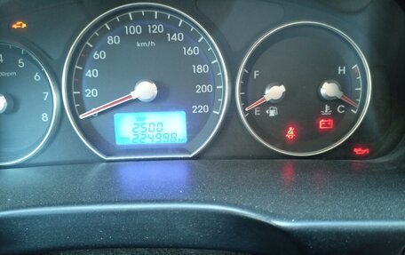 Hyundai Santa Fe III рестайлинг, 2011 год, 950 000 рублей, 2 фотография