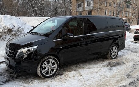 Mercedes-Benz V-Класс, 2015 год, 3 550 000 рублей, 7 фотография