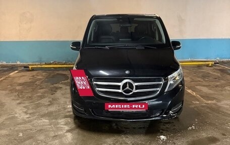 Mercedes-Benz V-Класс, 2015 год, 3 550 000 рублей, 15 фотография