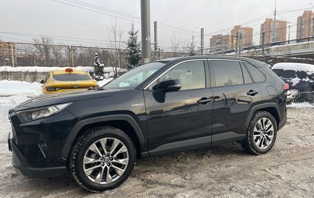 Toyota RAV4, 2021 год, 4 100 000 рублей, 8 фотография