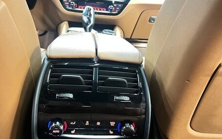 BMW 5 серия, 2019 год, 3 950 000 рублей, 19 фотография