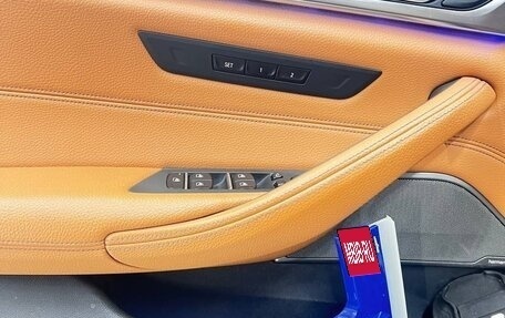 BMW 5 серия, 2019 год, 3 950 000 рублей, 11 фотография