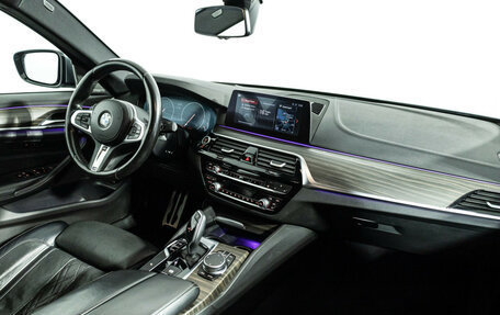 BMW 5 серия, 2019 год, 4 899 700 рублей, 9 фотография