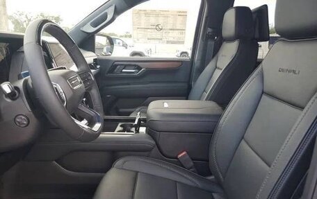 GMC Yukon IV, 2025 год, 13 700 000 рублей, 4 фотография