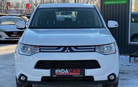 Mitsubishi Outlander III рестайлинг 3, 2014 год, 1 549 000 рублей, 2 фотография