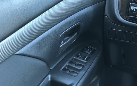 Mitsubishi Outlander III рестайлинг 3, 2014 год, 1 549 000 рублей, 21 фотография