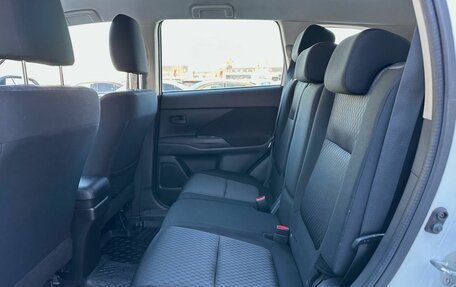 Mitsubishi Outlander III рестайлинг 3, 2014 год, 1 549 000 рублей, 26 фотография