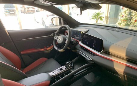 Geely Coolray I, 2024 год, 2 700 000 рублей, 3 фотография